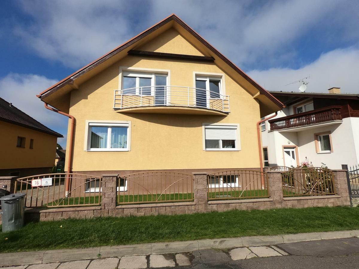 Apartment Amy Liptovský Mikuláš Eksteriør billede